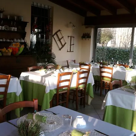 Bed & Breakfast Hostaria Da Ivan Roccabianca