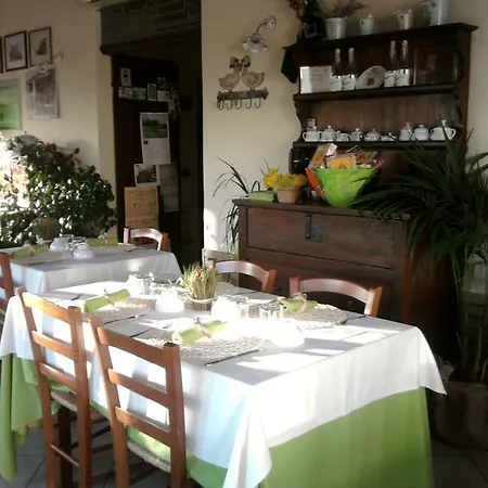 Bed & Breakfast Hostaria Da Ivan 3*
