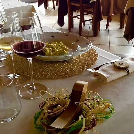 Bed and Breakfast Hostaria Da Ivan Roccabianca